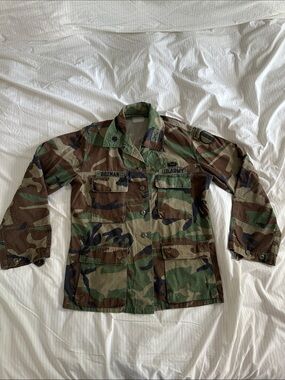 VTG 1981 US Army 1st Pattern Woodland Camo BDU Jacket Smooth Twill Square Flap